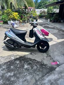 Suzuki V100