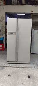557L Samsung 2pintu peti ais sejuk side-side