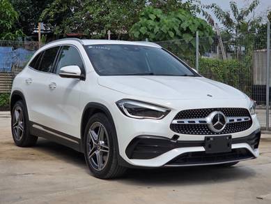 Mercedes Benz GLA180 GLA180 in Setapak, KUL