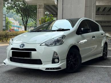 2013 Toyota Prius c TRD SPORTIVO (HYBRID)
