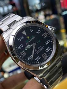 Rolex Airking 116900 Size: 40mm Automatic Movement