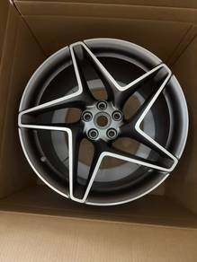 Ferrari rim