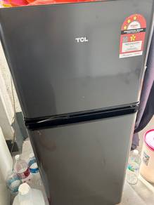 peti sejuk tcl