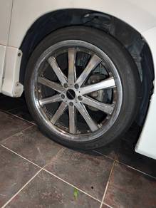 20” Rojam VIP staggered rims with Michelin Pilot S