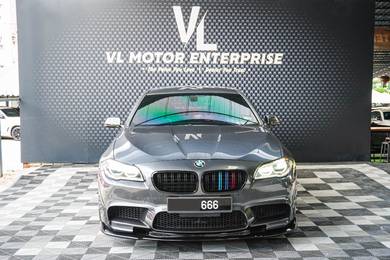 BMW 520i 20i M SPORT in Desa Petaling, KUL