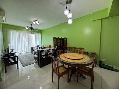 Condominium For Sale in The Peak Vista