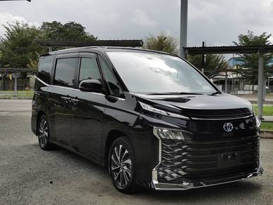 Toyota Voxy HYBRID S-Z in Bandar Puteri Puchong, SGR