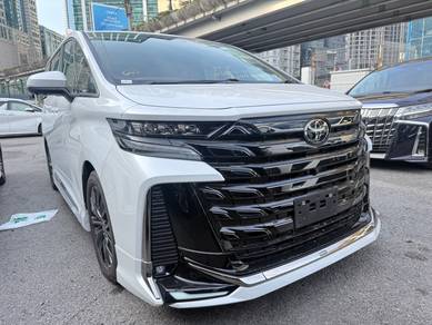 Toyota Vellfire Z PREMIER in KLCC, KUL