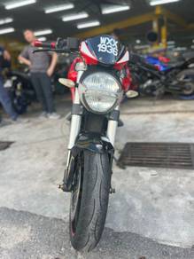 Ducati Monster 795