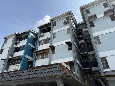 Flat For Sale in Kelompok Embun Emas