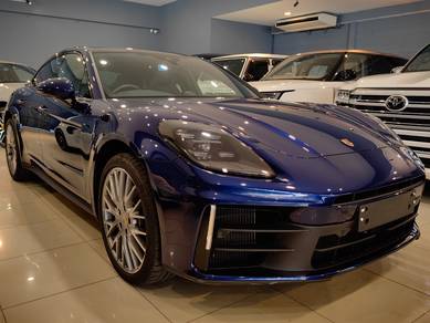 2024 Porsche Panamera BASE
