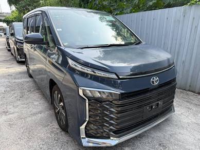 Toyota Voxy S-Z in Shah Alam, SGR