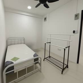 Room in Kulai, JHR
