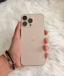 Iphone 16 pro max brand new. Never used!