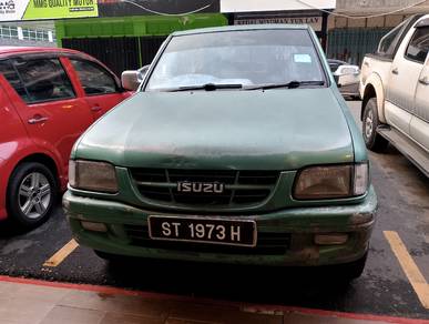 Isuzu Invader TFS55HD CREW CAB in Sandakan, SBH