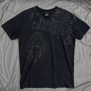 Pre-loved Original Jordan Sketch Tshirt L Size