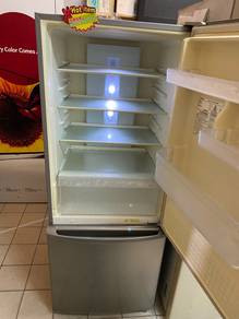 Panasonic 300L Refrigerator NR303 5s2n3 - terpakai