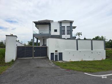 Bungalow House For Sale in Nilai,NSN