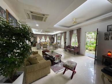Bungalow House For Sale in Petaling Jaya,SGR