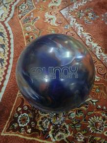 Bowling ball storm equinox pearl Coverstock 15lb