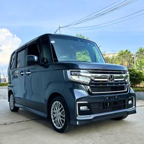 Honda N BOX CUSTOM L TURBO in Kajang, SGR