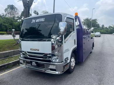 3 ton lorry towing 