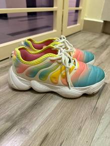 Rainbow Color Breathable Fashionable Running Shoes
