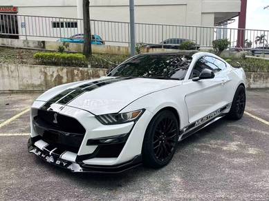 Ford Mustang GT in Sungai Besi, KUL