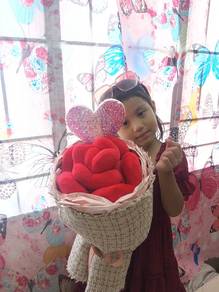 bantal ros bouquet