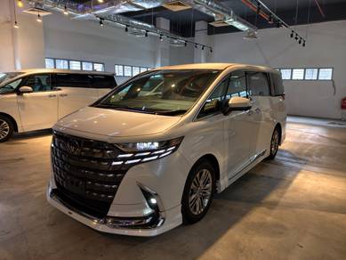 Toyota Alphard Z in Taman Tun Dr Ismail, KUL