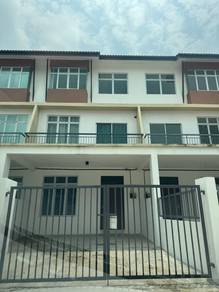 3-storey Terraced House For Rent in Kundang,SGR