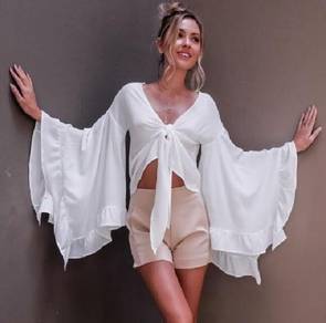 White black trumpet crop top cardigan