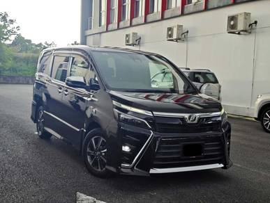 Toyota Voxy ZS KIRAMEKI in Skudai, JHR
