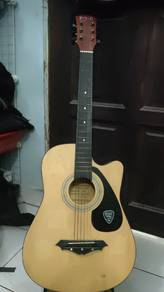 Guitar untuk dijual 