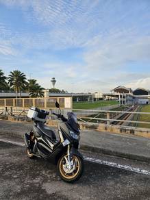 Yamaha NMAX