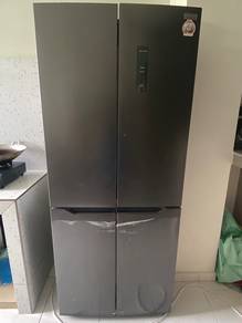 Fridge 418L