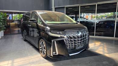 Toyota Alphard SC in Damansara, KUL