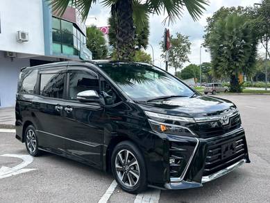 Toyota Voxy ZS KIRAMEKI III in Johor Bahru, JHR