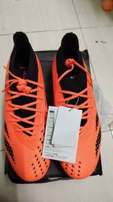 Kasut Bola Adidas Predator Accuracy.1 Fg