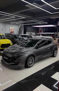 Renault Megane SPORT 250 CUP in Damansara, KUL