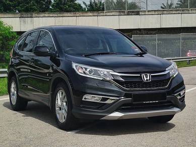 Honda CR-V 2WD in Puchong, SGR