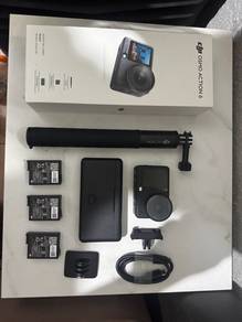 DJI Osmo Action 6 Adventure Combo
