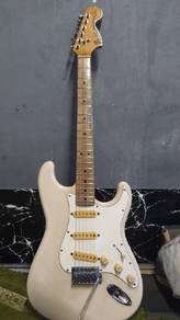 guitar fender japan