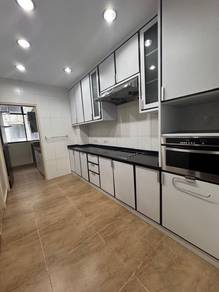 Condominium For Sale in The Peak Vista