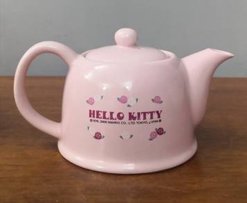 Sanrio Hello Kitty teapot pink