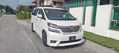 Toyota Vellfire Z in Muar, JHR
