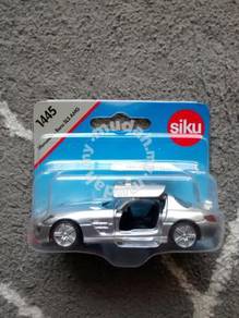 Siku Mercedes Benz SLS AMG