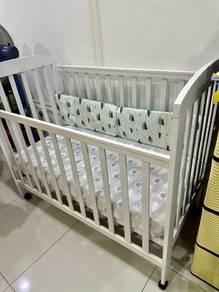baby cot for sell