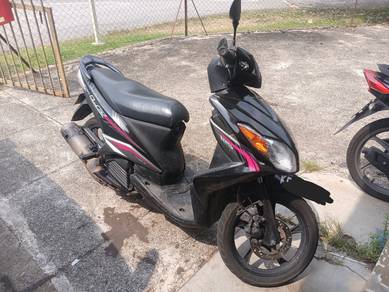 Yamaha EGO LC