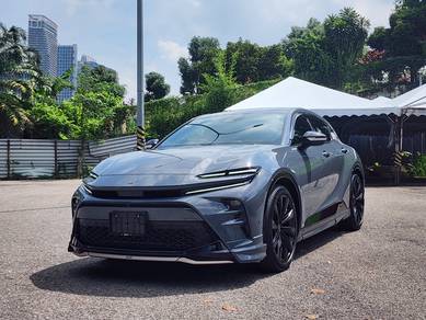 Toyota Crown SPORT Z in Chan Sow Lin, KUL